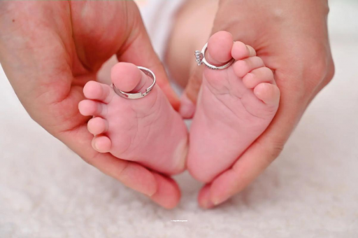 巴音郭楞蒙古孕妇多久肚子变大